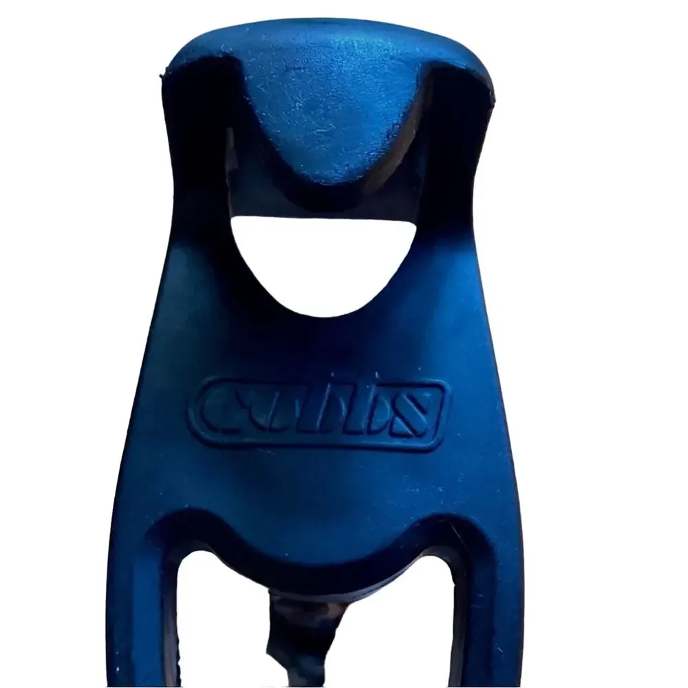 Cobbs Expandable Clothes Bar for All Vehicles